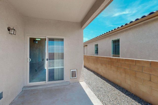 6736 Tempe Avenue NW, Albuquerque, NM 87114