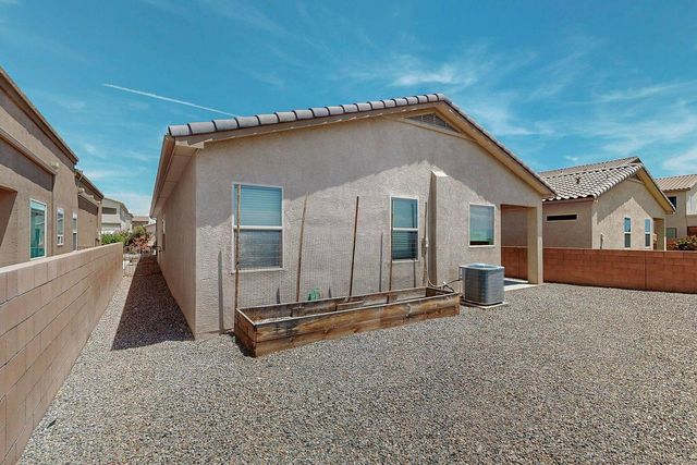 6736 Tempe Avenue NW, Albuquerque, NM 87114