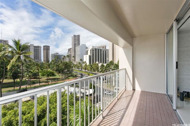 430 Keoniana Street 104, Honolulu, HI 96815