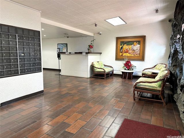 430 Keoniana Street 104, Honolulu, HI 96815