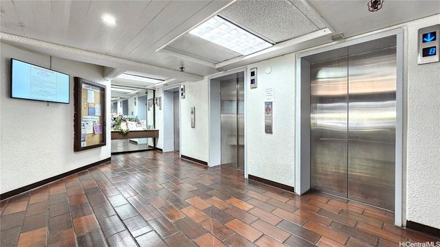 430 Keoniana Street 104, Honolulu, HI 96815