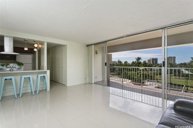 430 Keoniana Street 104, Honolulu, HI 96815