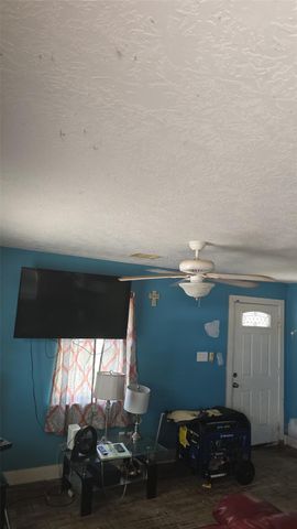 5827 Boness Road, Houston, TX 77396