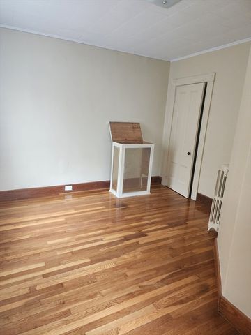 10 Warner Street 1, Salem, MA 01970