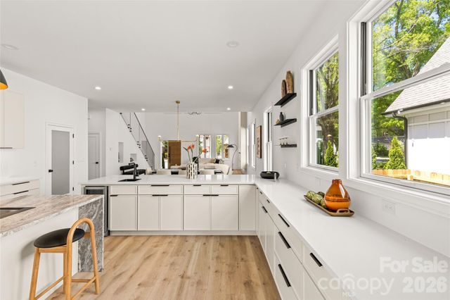 1344 Richland Drive, Charlotte, NC 28211