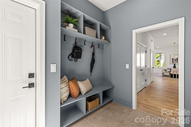 1344 Richland Drive, Charlotte, NC 28211