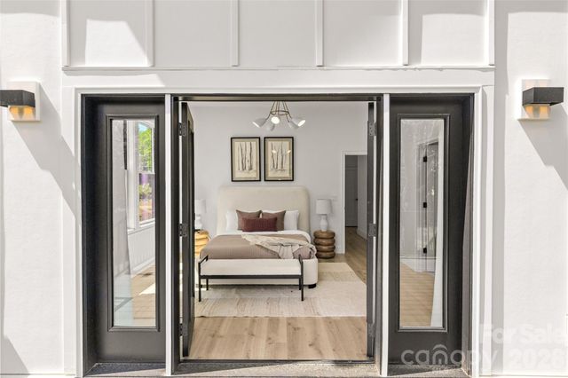 1344 Richland Drive, Charlotte, NC 28211