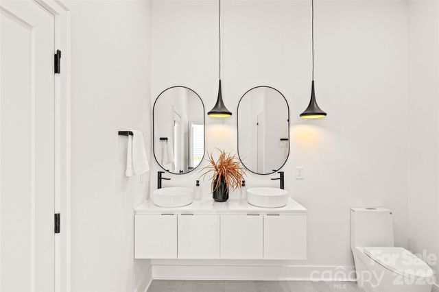 1344 Richland Drive, Charlotte, NC 28211