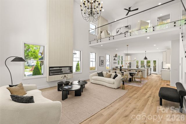 1344 Richland Drive, Charlotte, NC 28211