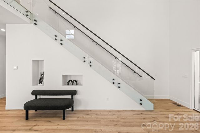 1344 Richland Drive, Charlotte, NC 28211