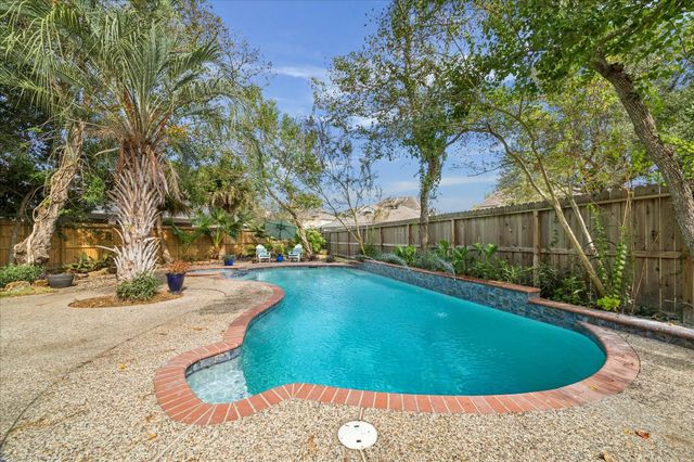 2334 Crimson Valley Court, Houston, TX 77345