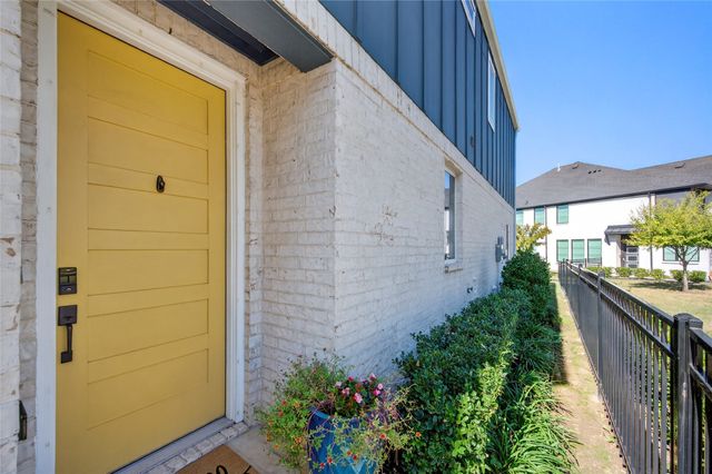 7696 Resting Mews, North Richland Hills, TX 76182