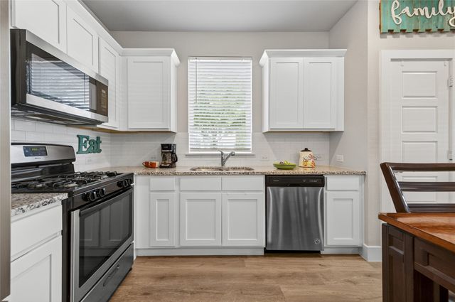 7696 Resting Mews, North Richland Hills, TX 76182