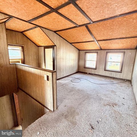 118 MIDLAND AVE, Reading, PA 19606
