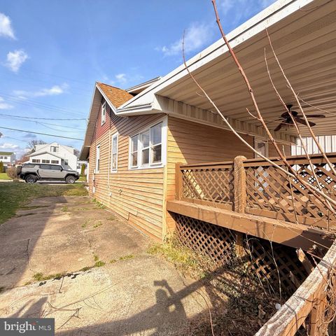118 MIDLAND AVE, Reading, PA 19606
