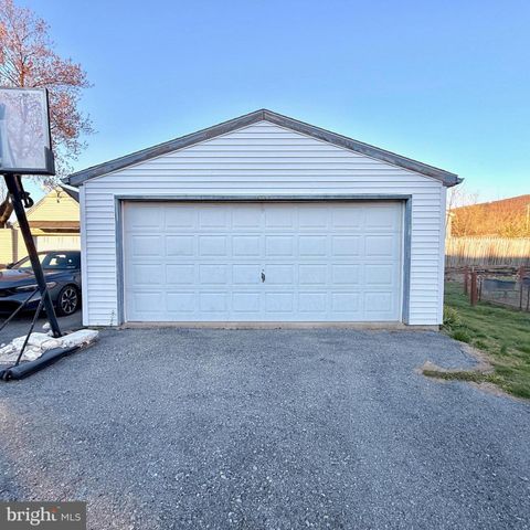 118 MIDLAND AVE, Reading, PA 19606