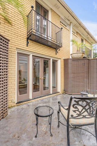 16 Logan Street B, Charleston, SC 29401