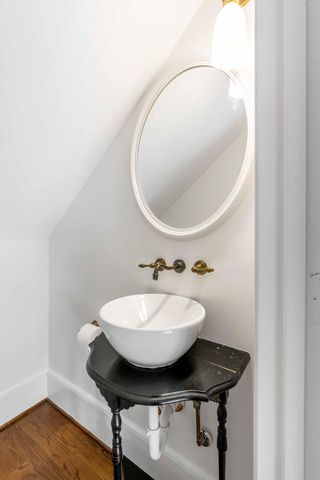 16 Logan Street B, Charleston, SC 29401