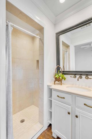 16 Logan Street B, Charleston, SC 29401