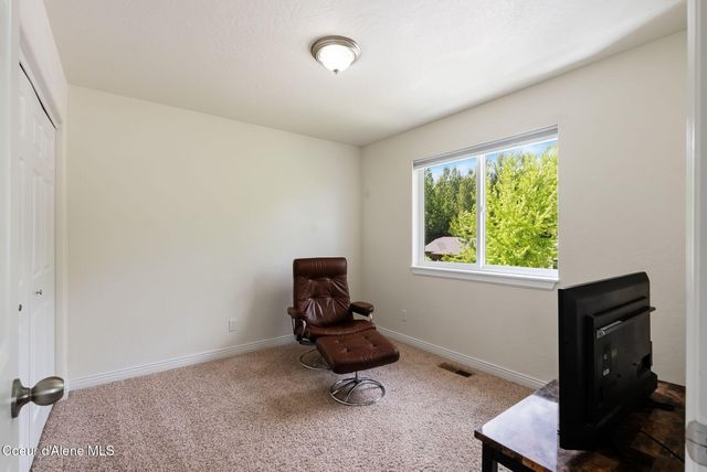 1304 Honeysuckle AVE, Sandpoint, ID 83864