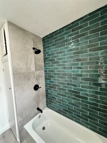 2001 30TH STREET S, St Petersburg, FL 33712