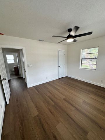 2001 30TH STREET S, St Petersburg, FL 33712