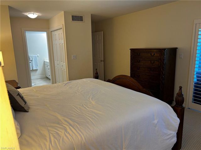 208 Bob O Link WAY # 208B, Naples, FL 34105