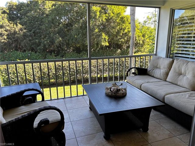 208 Bob O Link WAY # 208B, Naples, FL 34105