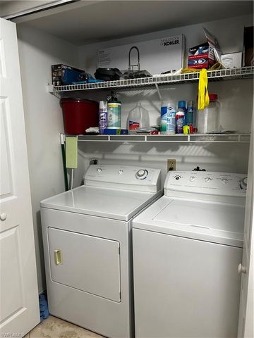 208 Bob O Link WAY # 208B, Naples, FL 34105