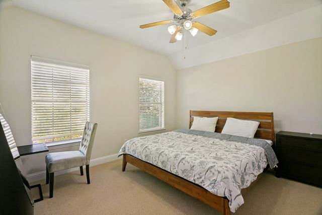 412 S Hampton Court, Lewisville, TX 75056