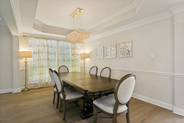 412 S Hampton Court, Lewisville, TX 75056