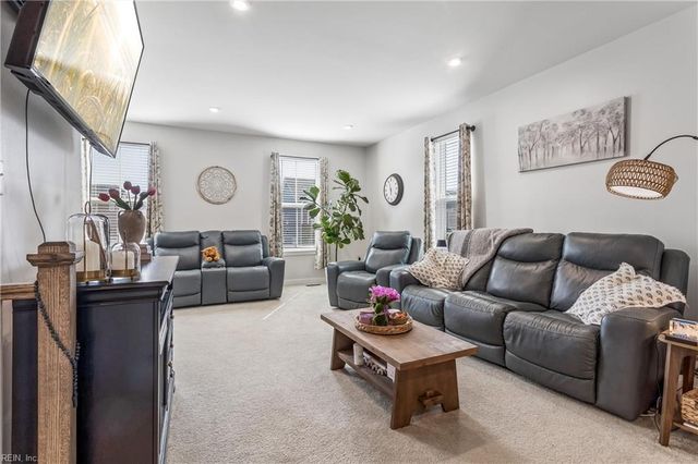 137 Fishermans WAY, Poquoson, VA 23662