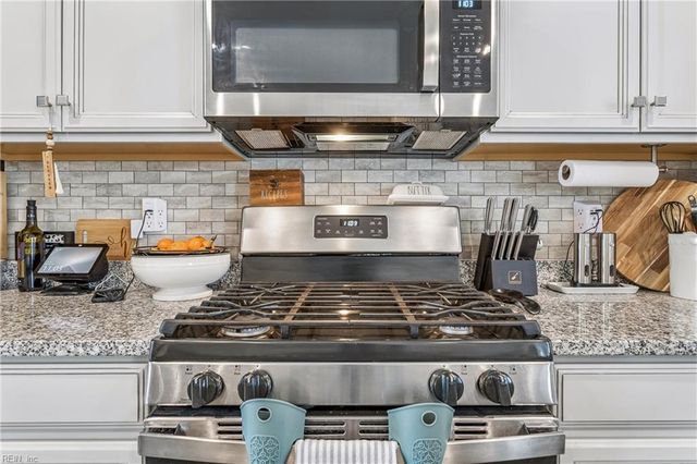 137 Fishermans WAY, Poquoson, VA 23662