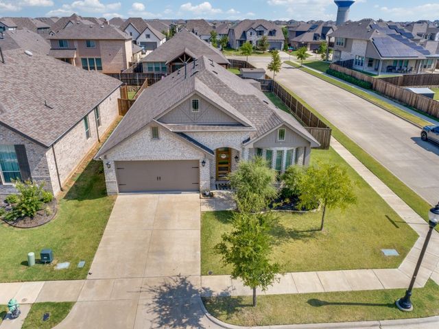 1337 Arrowwood Drive, Aubrey, TX 76227