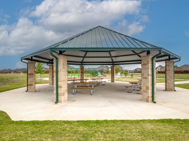 1337 Arrowwood Drive, Aubrey, TX 76227