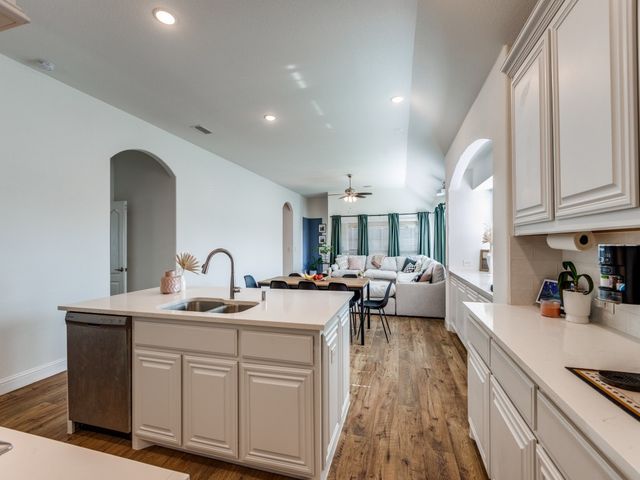 1337 Arrowwood Drive, Aubrey, TX 76227