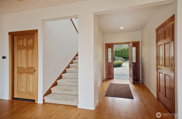 1864 Scenic Avenue, Freeland, WA 98249