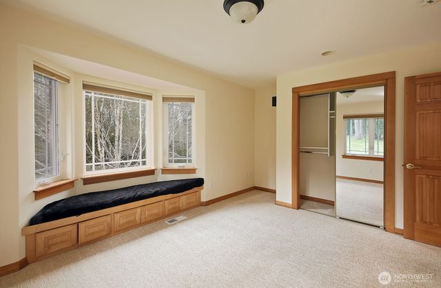 1864 Scenic Avenue, Freeland, WA 98249