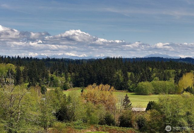 1864 Scenic Avenue, Freeland, WA 98249