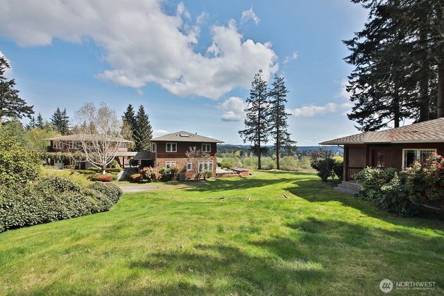 1864 Scenic Avenue, Freeland, WA 98249