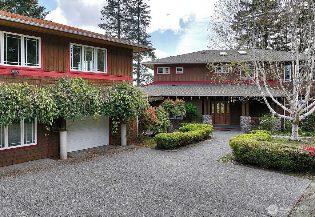 1864 Scenic Avenue, Freeland, WA 98249