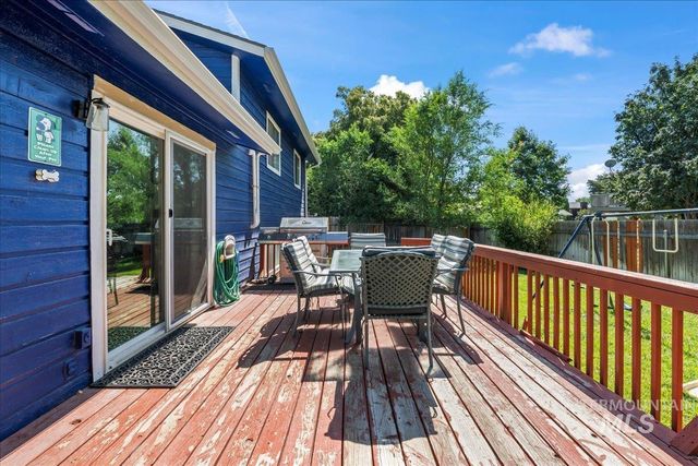 775 Terrell Drive, Mountain Home, ID 83647