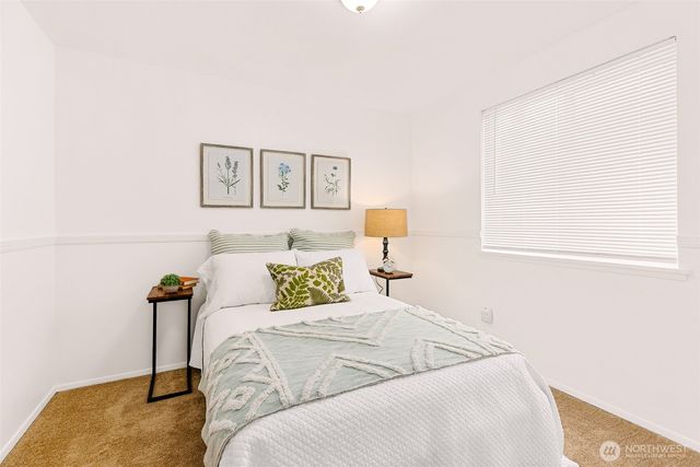 22120 Sea Vista NE, Poulsbo, WA 98370