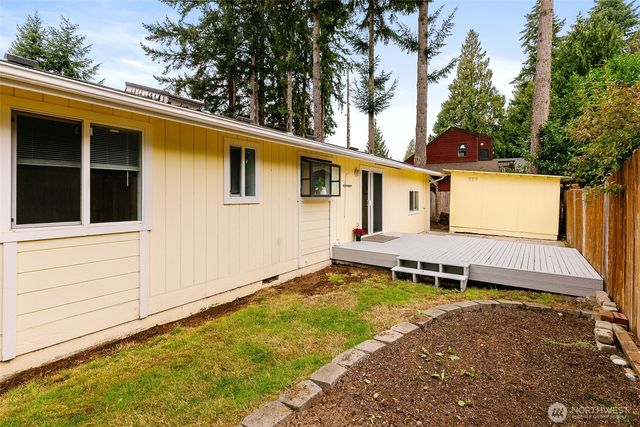 22120 Sea Vista NE, Poulsbo, WA 98370