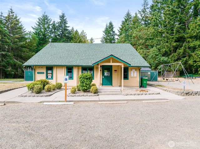 22120 Sea Vista NE, Poulsbo, WA 98370