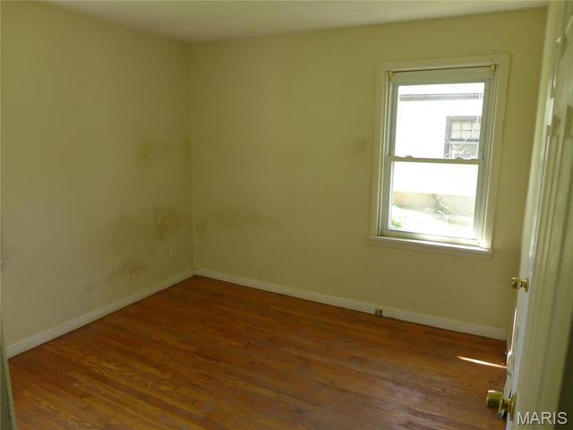 340 Wedge Drive, St Louis, MO 63135