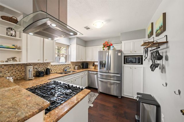 5818 Verdome Lane, Houston, TX 77092