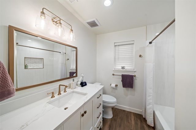 5818 Verdome Lane, Houston, TX 77092