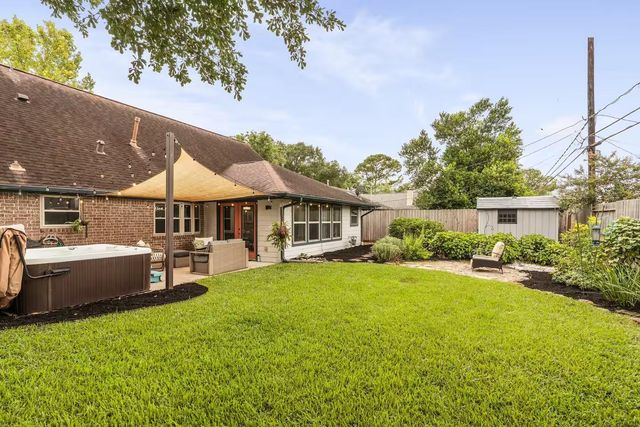 5818 Verdome Lane, Houston, TX 77092