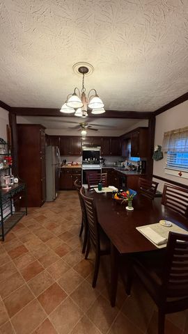 128 Cherry Road, Berea, KY 40403